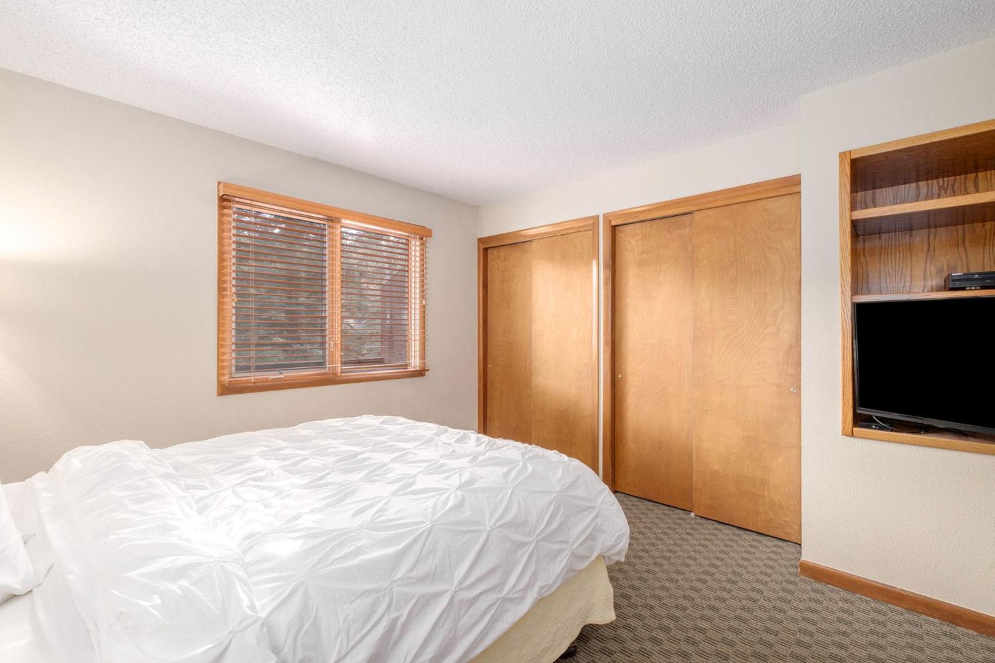 Boulder Brook On Fall River Estes Park Room photo