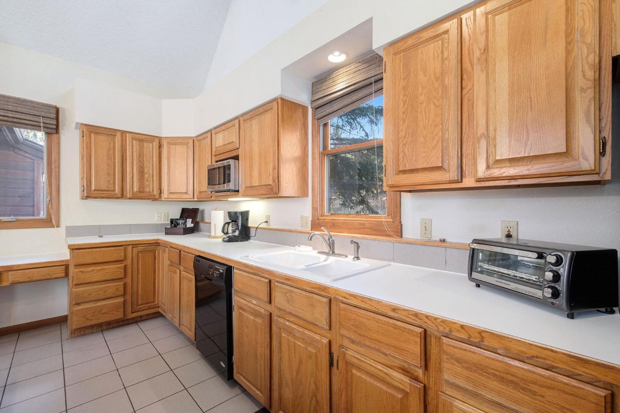 Boulder Brook On Fall River Estes Park Room photo