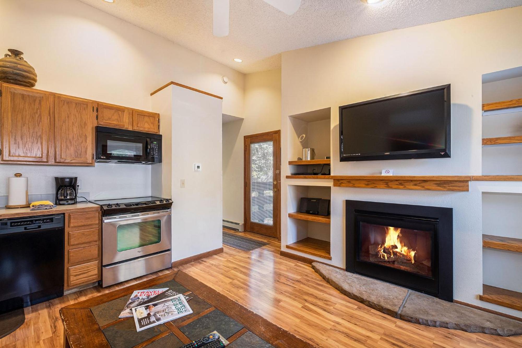 Boulder Brook On Fall River Estes Park Room photo