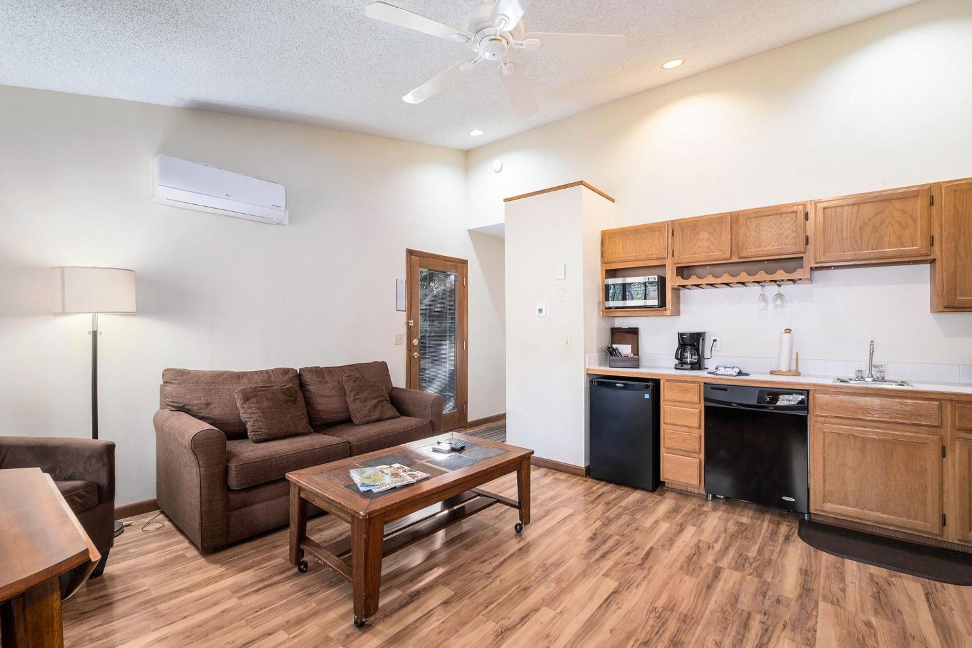 Boulder Brook On Fall River Estes Park Room photo